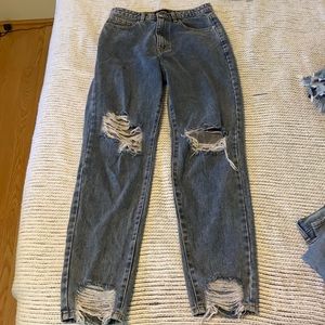 High Waisted 80s Style Boyfriend Jean